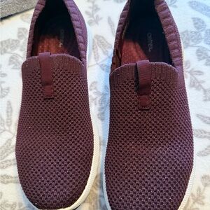 Women's Purple Slip-On Shoes Size 10 by Aetrex